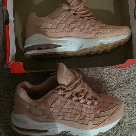 rose gold 95 air max